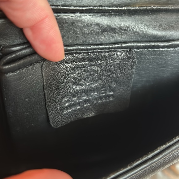 Vintage Chanel Crossbody Bag - Picture 5 of 12